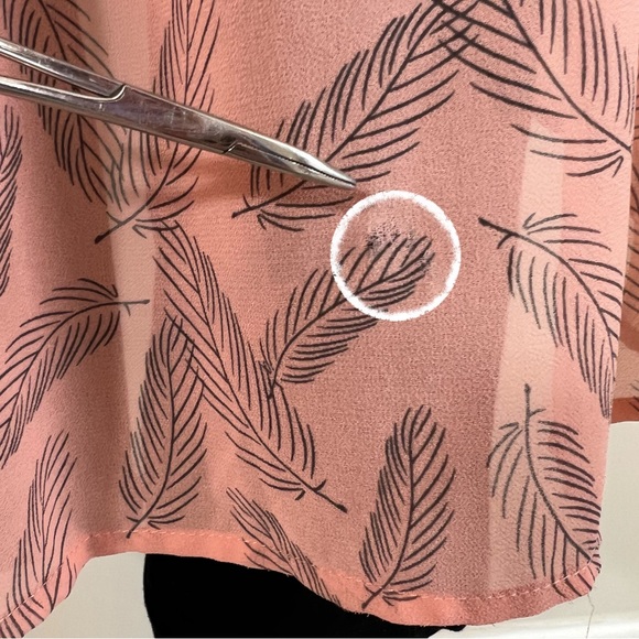 ❌SOLD❌Torrid Lexie Babydoll Chiffon Tunic Pink Feather Print Plus 2 18 to 20 2X - Picture 8 of 17